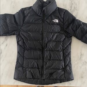 The North Face Women’s Puffer Jacket in Black